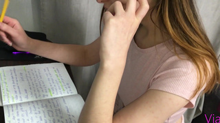 Брат-шантажист развел на минет сестру, нехуй порно смотреть втихаря