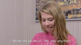 Русская молодая девушка лишается девственности с опытным взрослым мужчиной